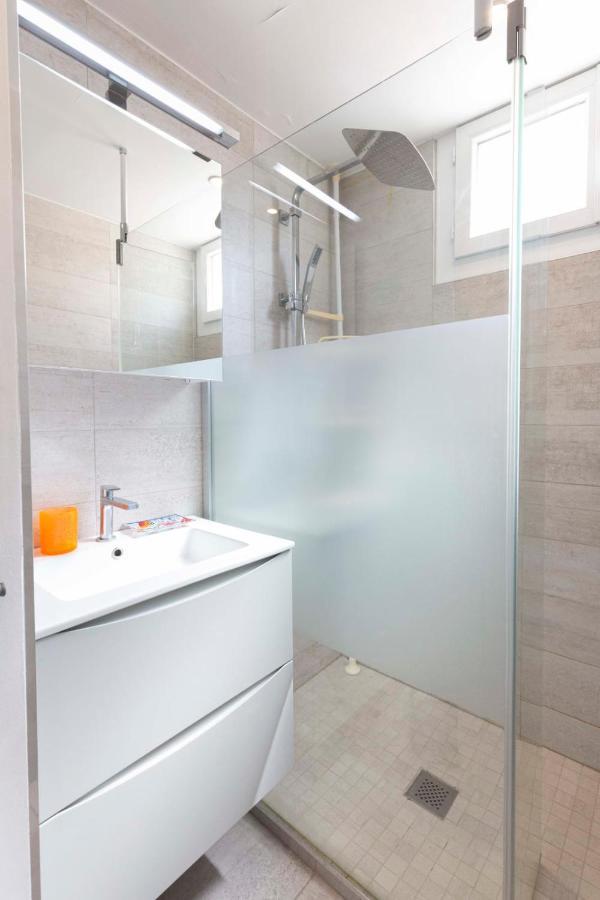 We Cannes ! Cosy 2-Bedroom Apartment With Terrace Cannes Center Bagian luar foto