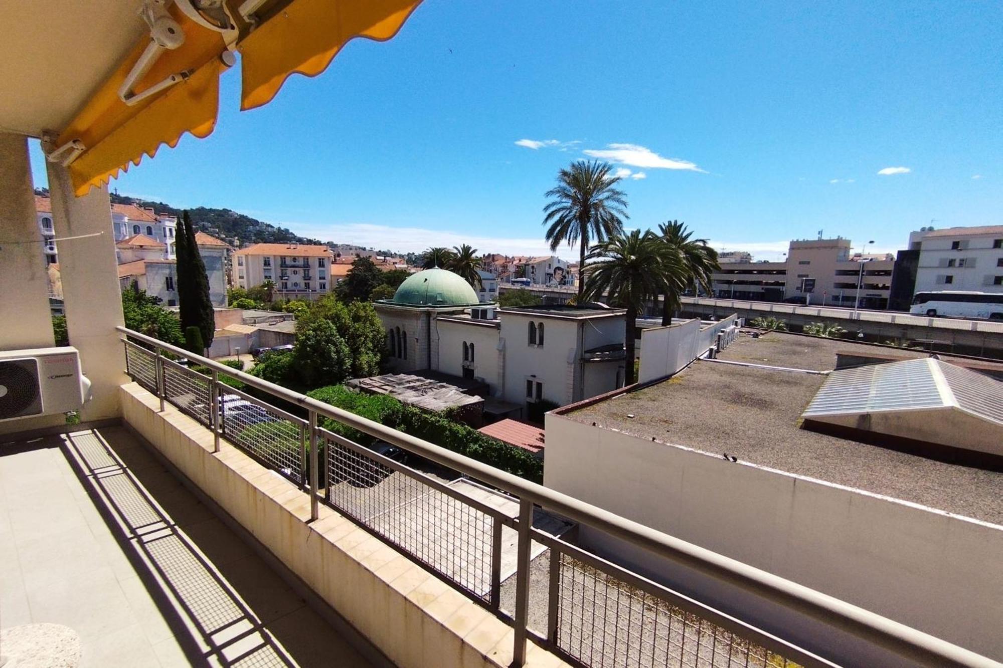 We Cannes ! Cosy 2-Bedroom Apartment With Terrace Cannes Center Bagian luar foto